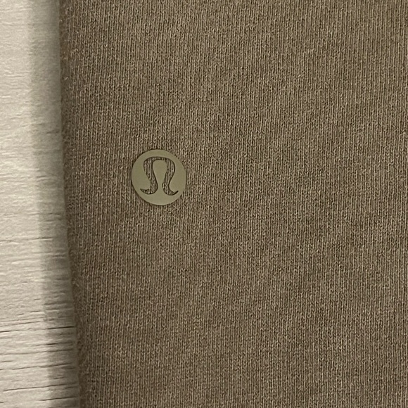 Lululemon French Terry Cloth Relaxed Fit Joggers - Picture 6 of 10